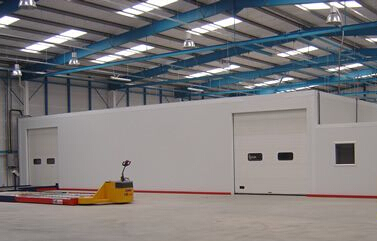 冷庫建設(shè)現(xiàn)場(chǎng)施工